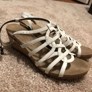 Women’s low wedges size 10